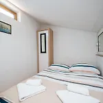 Апартаменти With Parking Space - 22871